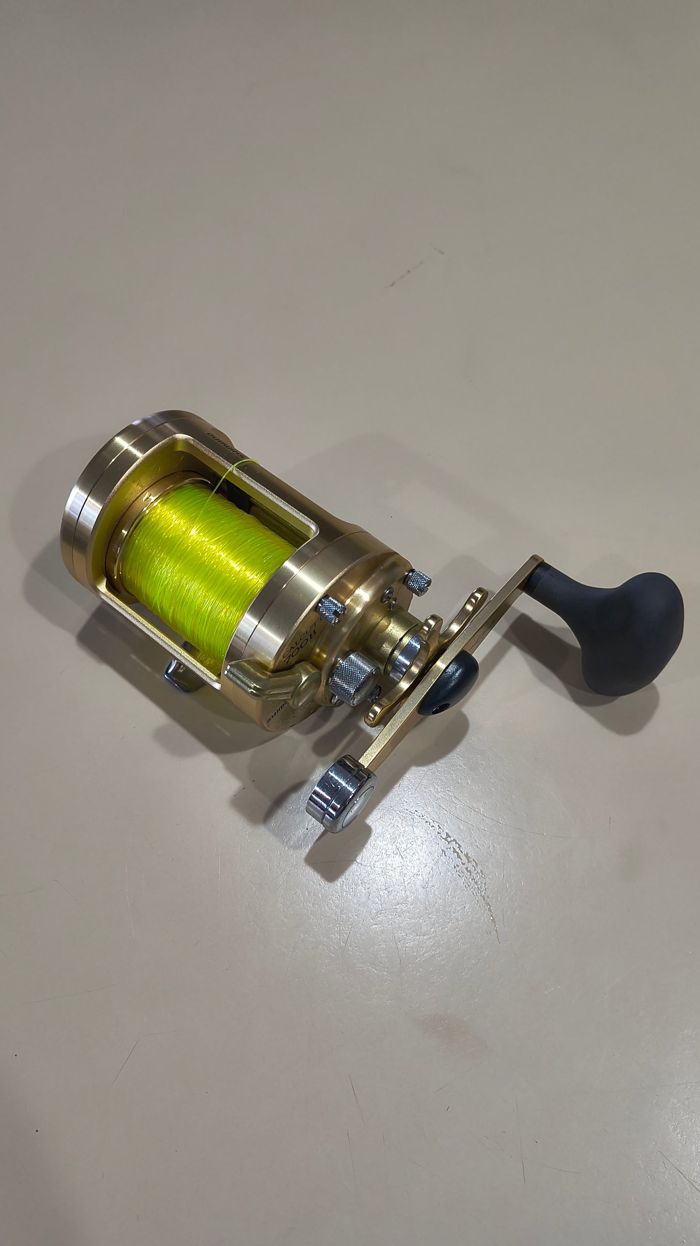 Calcutta 700B (levelwind)