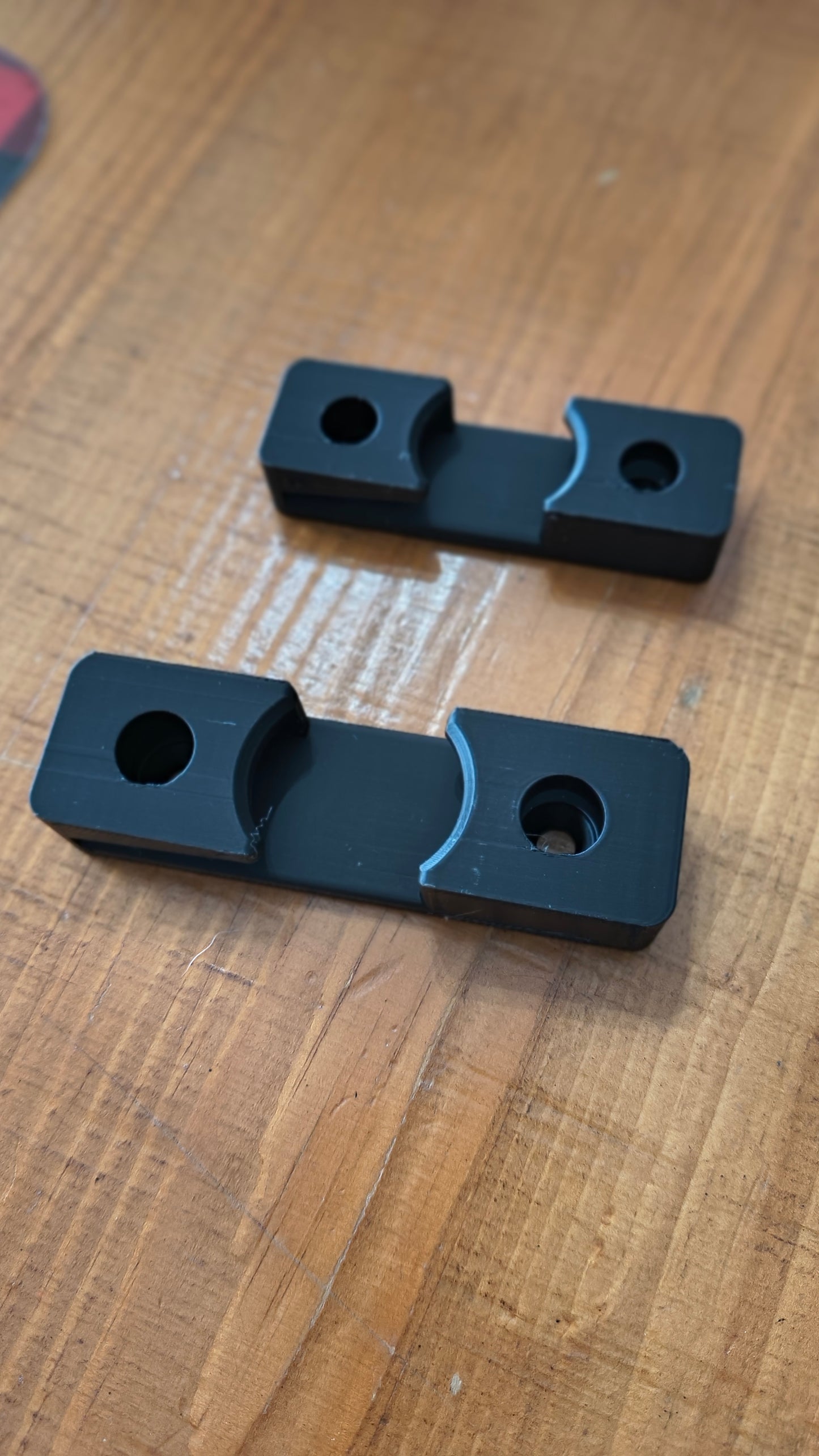 Twist Lock Reel Hanger (for feet over 2.5" tall)